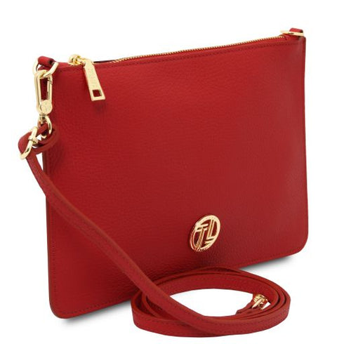 Diva - Leather clutch with chain strap